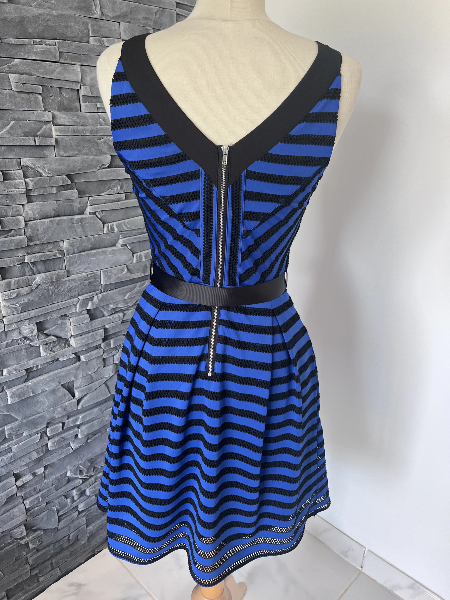 Vestido Morgan de verano a rayas azul y negro - Ajustado y chic - T36 – photo 4